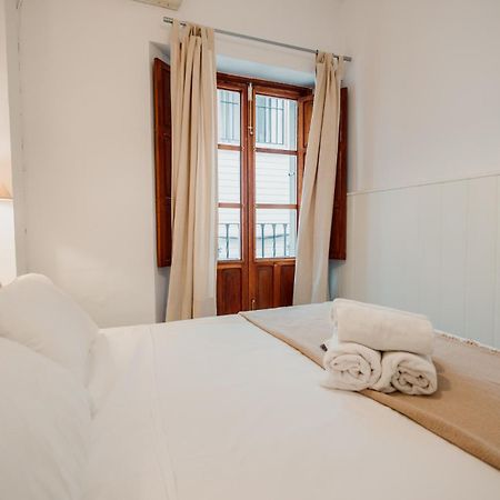 Saber Viajar Apartment Севиля Екстериор снимка